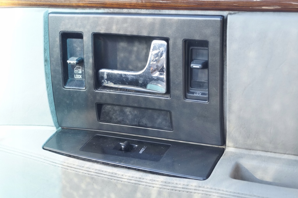 фото №8, Cadillac sts seville бампер капот лампы крылья