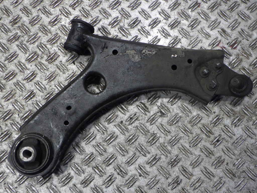 фото №1, Jeep compass ii рычаг правый перед 16-