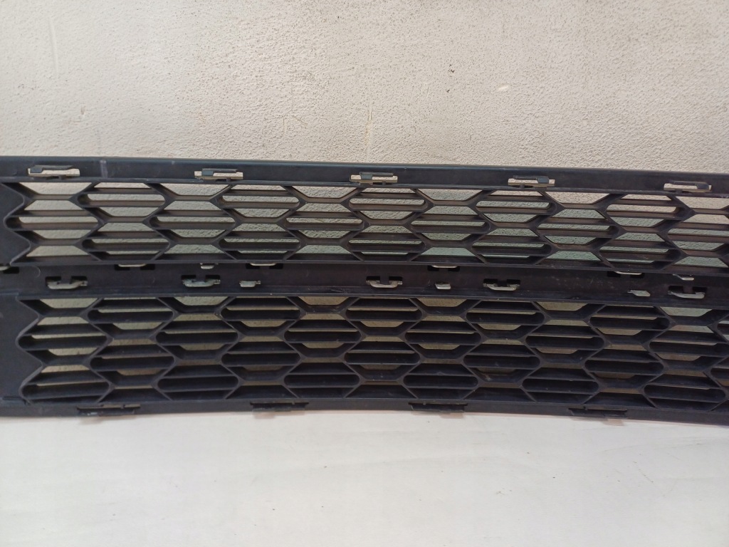 фото №11, Решётка средняя бампера перед mini r55 r56 r57 lci lift