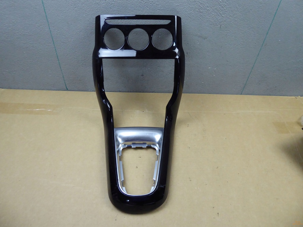 фото №1, Рамка консоль туннель citroen ds3