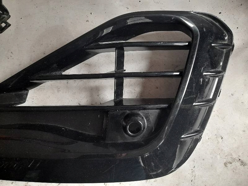 фото №6, Решітка радіатора решітка права vw golf 8 viii 19- typ r vw