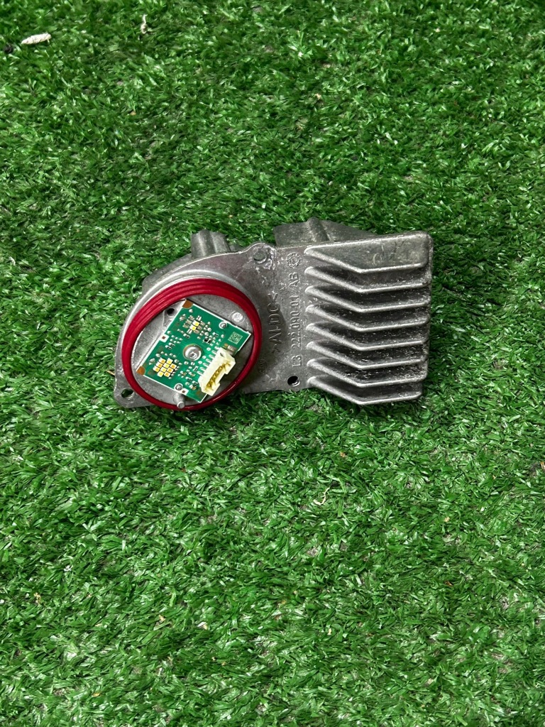 фото №1, Левый модуль jeż led mercedes gla w247 22209001