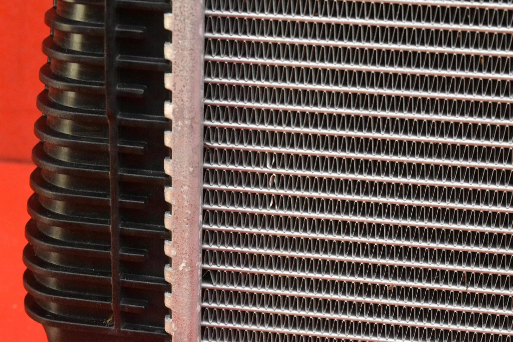 Купити Радіатор води 8478851 bmw ix i20 m60 111,5 kwh 619 km 21-24