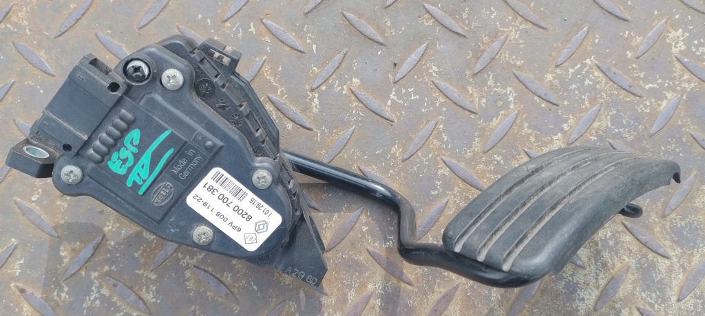 фото №1, Renault espace iv 2.0 16v потенциометр газа педаль 8200700381