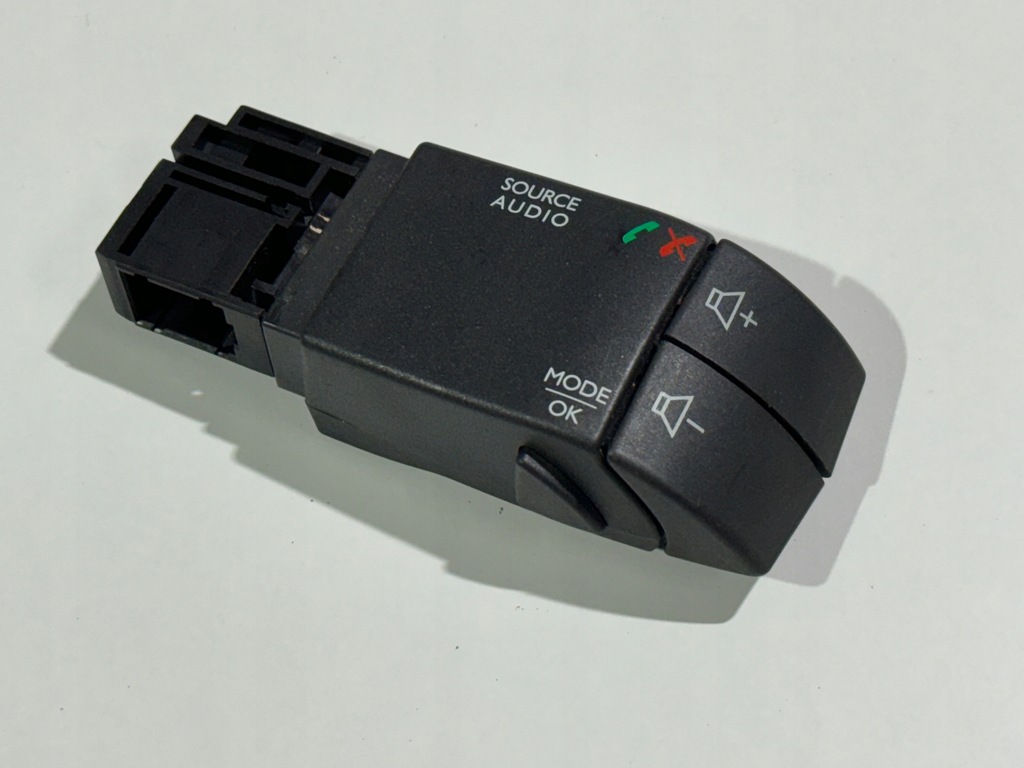 фото №2, Dacia sandero ii logan ii pilot радио