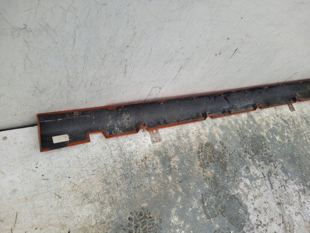 фото №8, Dodge charger молдинг поріг поріг правий накладка