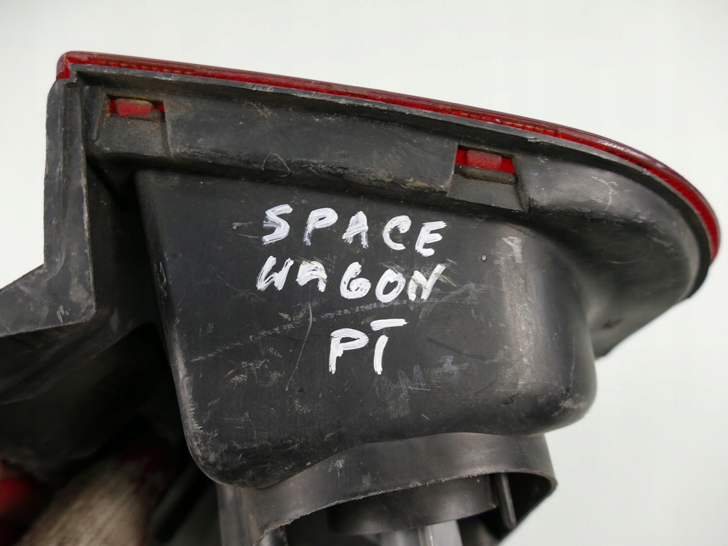 фото №12, Mitsubishi space wagon ii лампа правый задняя