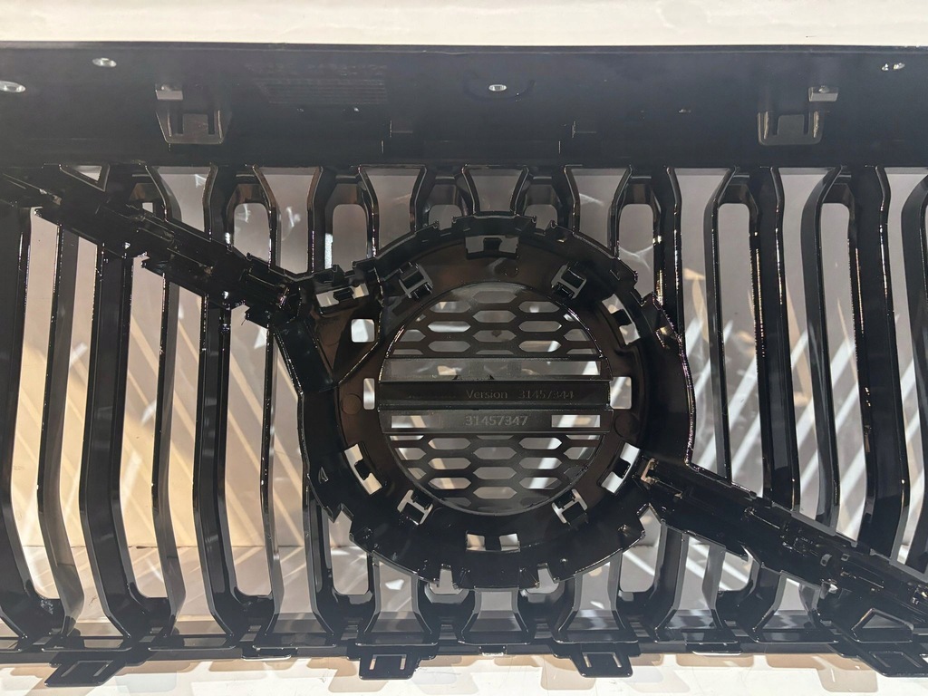 фото №7, Volvo xc40 18- решётка радиатора / решётка радиатора радиатора - 17759