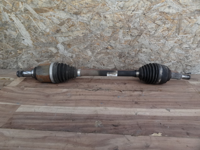 фото №1, Dacia logan ii 2018 0,9 tce приводной вал левая 391014946r