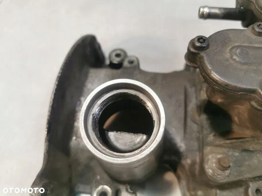 Кришка клапанів вакуум toyota corolla e11 2.0 d 2c-e в Україні