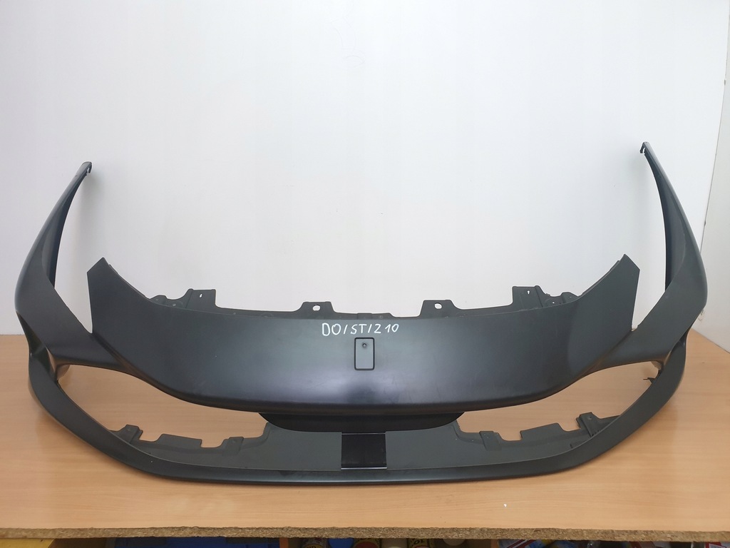 фото №1, Ferrari f8 tributo бампер przó idealny оригинал