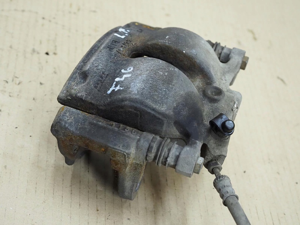 фото №11, Bmw 2 f46 gran tourer суппорт тормозной левый перед