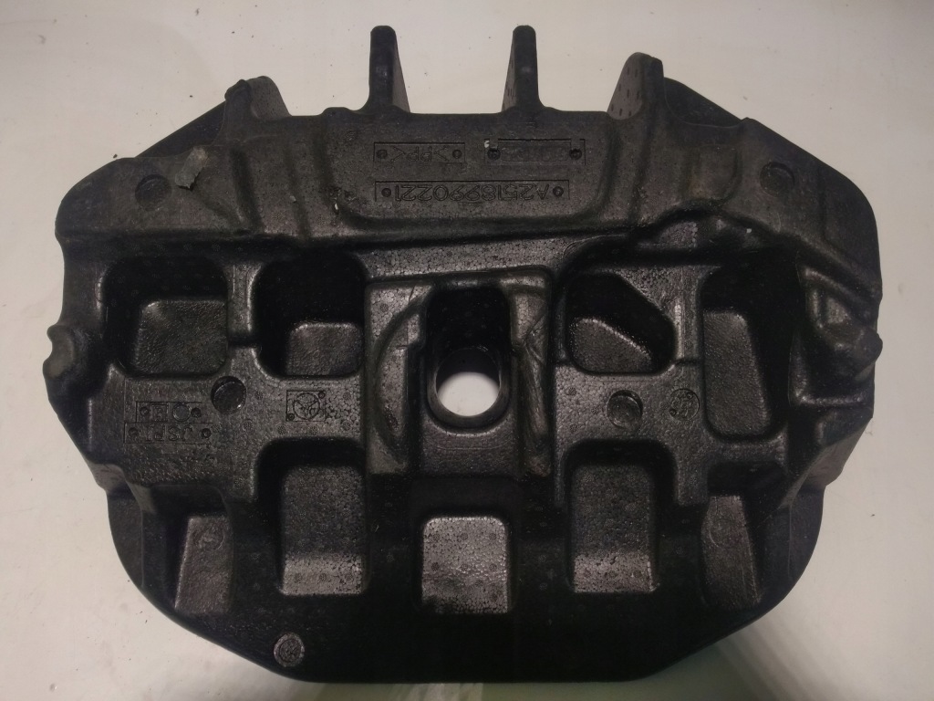 фото №1, Вкладиш багажника ремонтний mercedes w251 2518990221