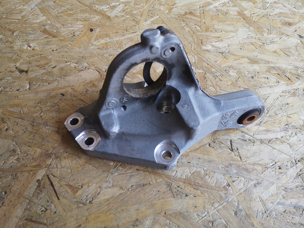 фото №1, Zafira expert proace опора полуось 9810139080