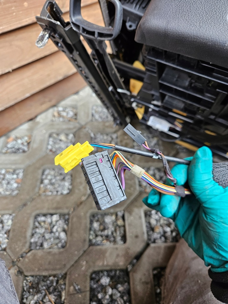 фото №14, Vw golf vi 6 + plus сидіння сидіння заднє сидіння комплект відсутній zagłóków 2 ряд