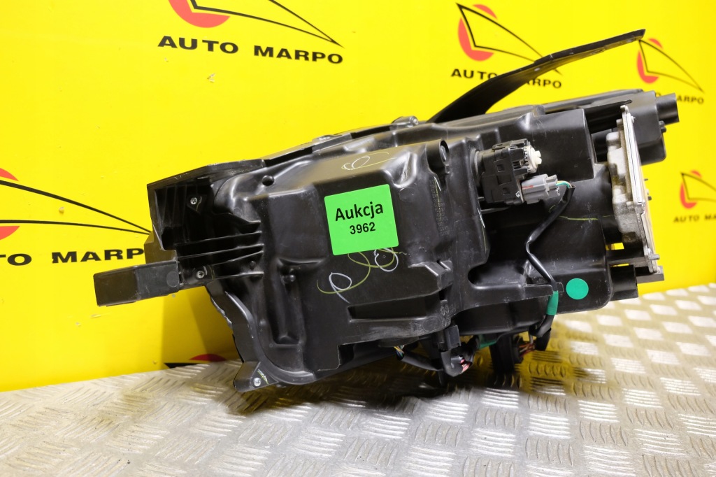 Купить Mazda cx30 2019- фара фара full led некрутящаяся перед r америка