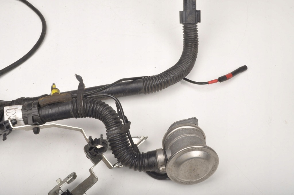 Ferrari california 4.3 f149 клапан egr 72216900 в Україні