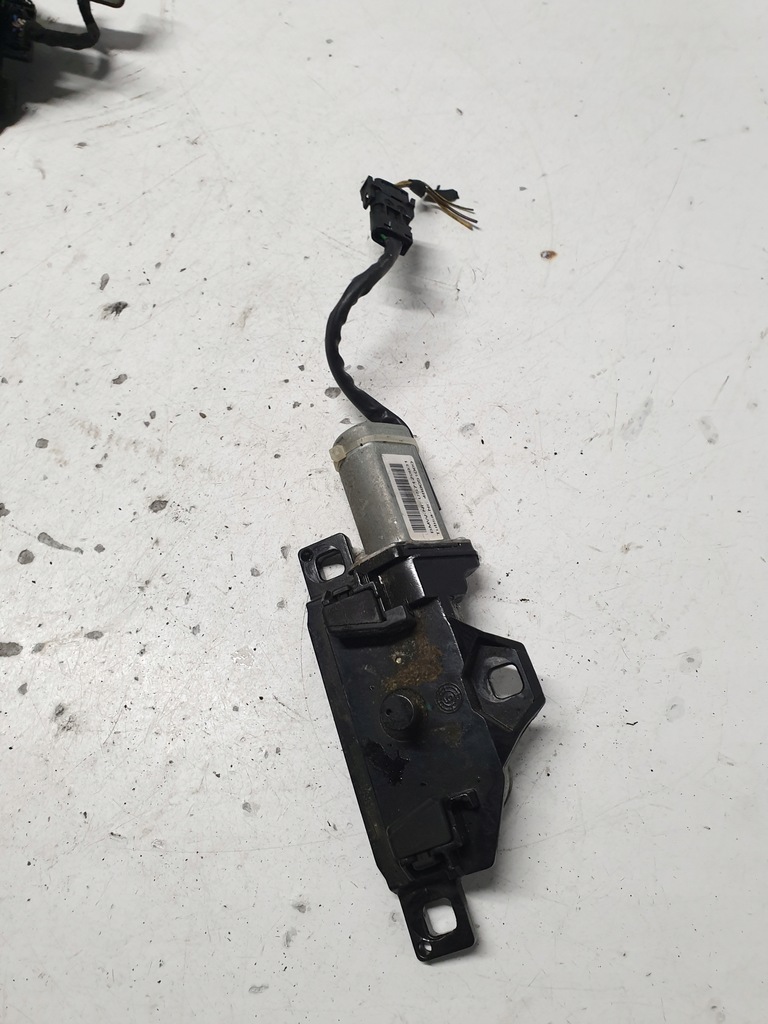 фото №5, Замок крышки багажника bmw e41 489051060