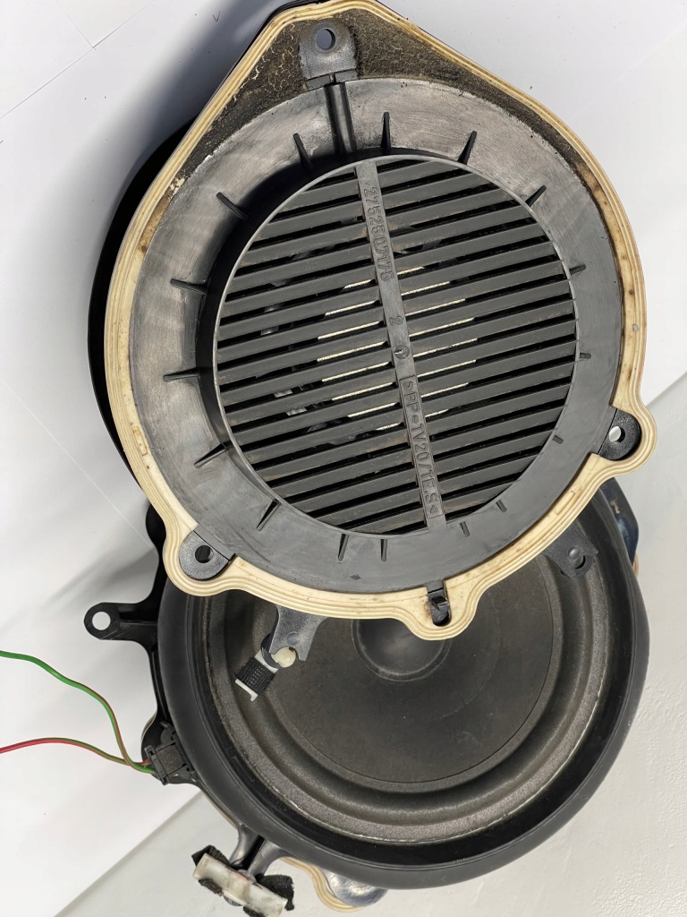 фото №4, Exeo audi a4 динамик дверь передний 2752507175