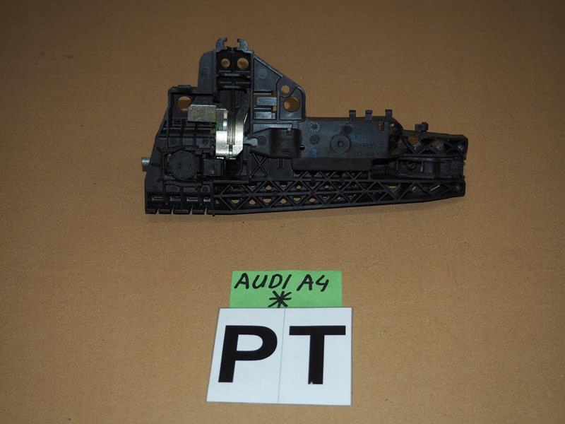 фото №6, Ручка двері правий задній audi a4 b8