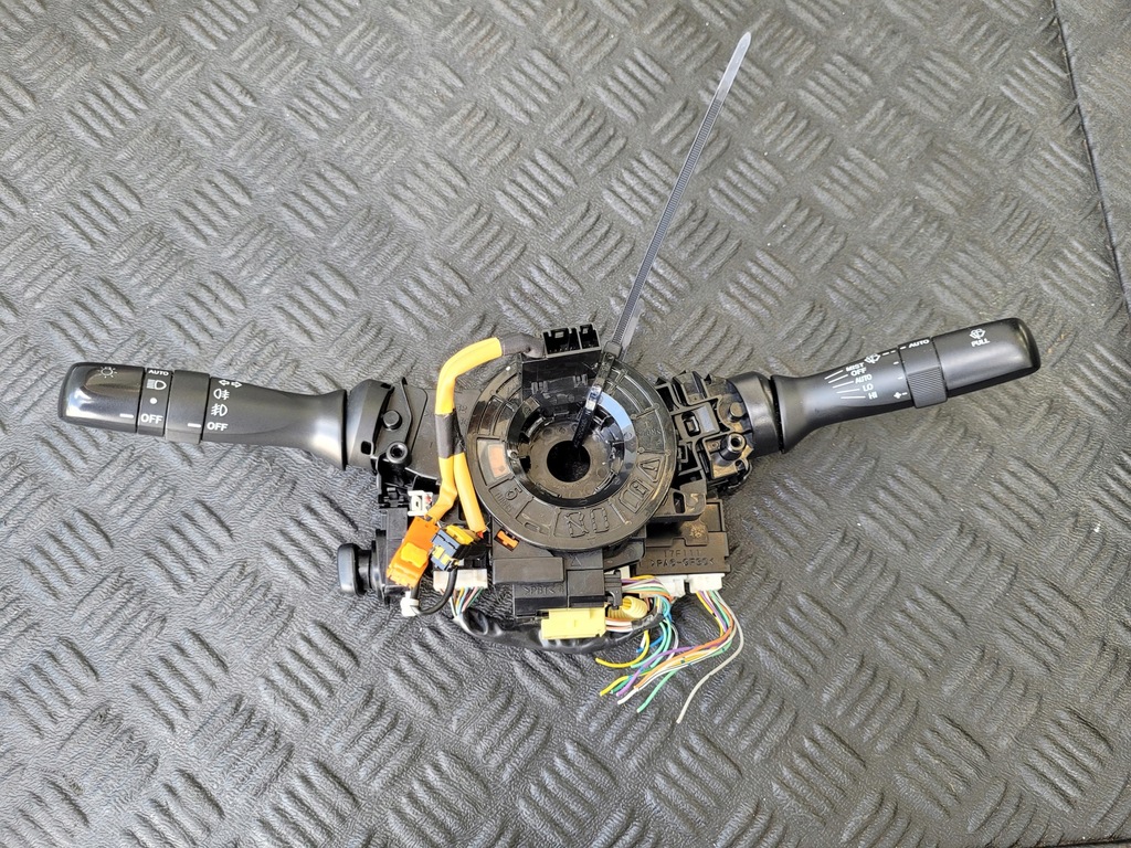 фото №1, Переключатель комбинированный лента подушка безопасности переключатели lexus gs iii 450h