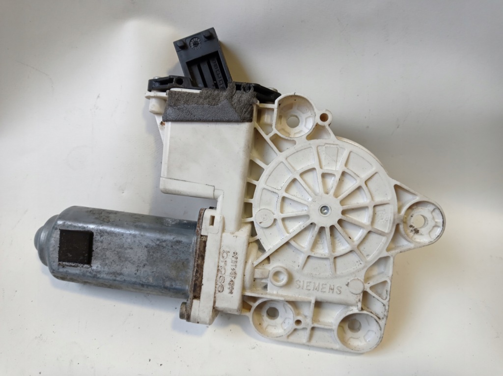 Моторчик стекло левый перед vectra c 106155102 Недорого