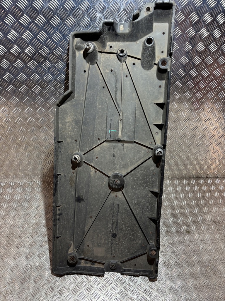 фото №1, Toyota yaris cross защита боковая подвеска левая 581660d120 yc6