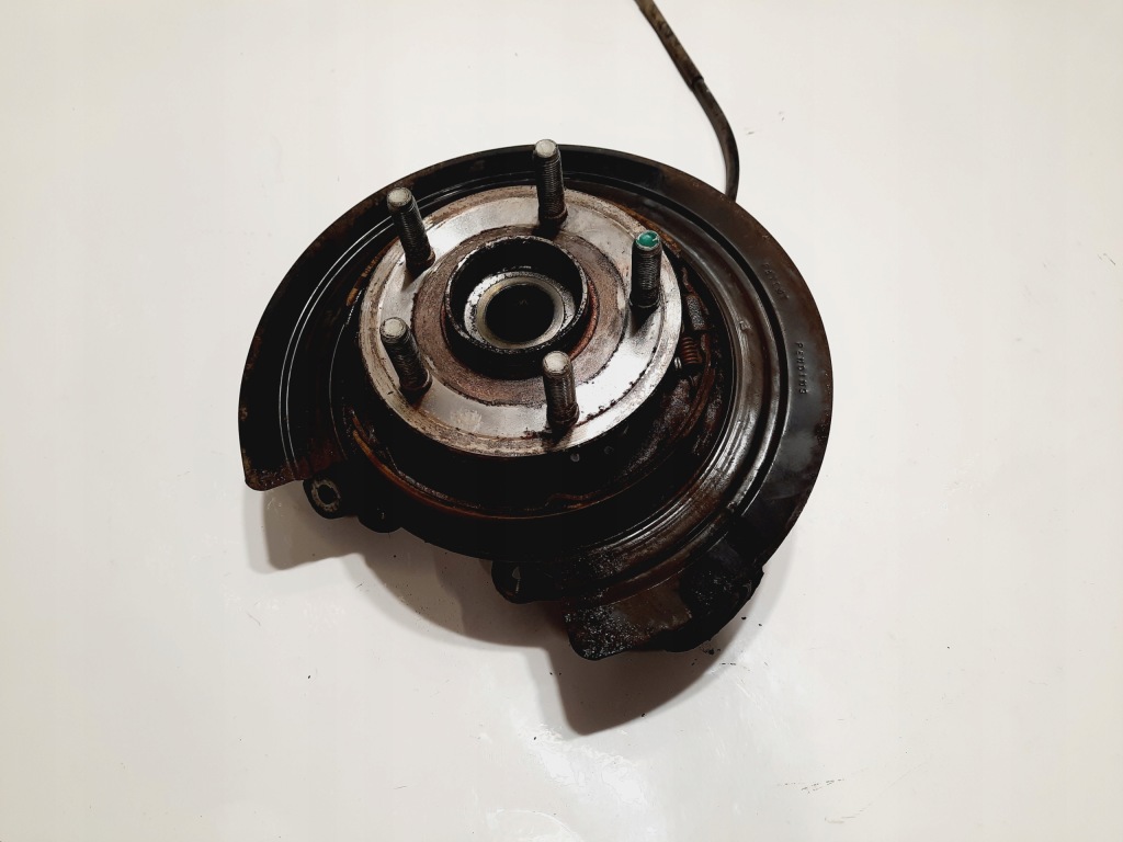 фото №1, Jeep grand cherokee wk2 3.0 crd ступица поворотный кулак левая задняя задняя 04877113ac