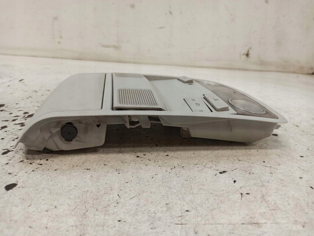 фото №10, Skoda yeti лампа освітлення салону перед 1k0867489e 1k0947133d