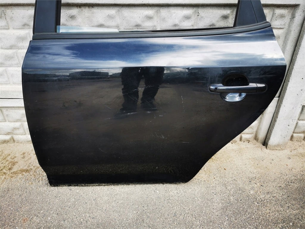 фото №2, Seat leon ii дверь левая задняя полный демонтаж