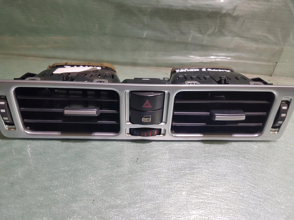 фото №2, Решётка обдув кнопка range rover vogue l322