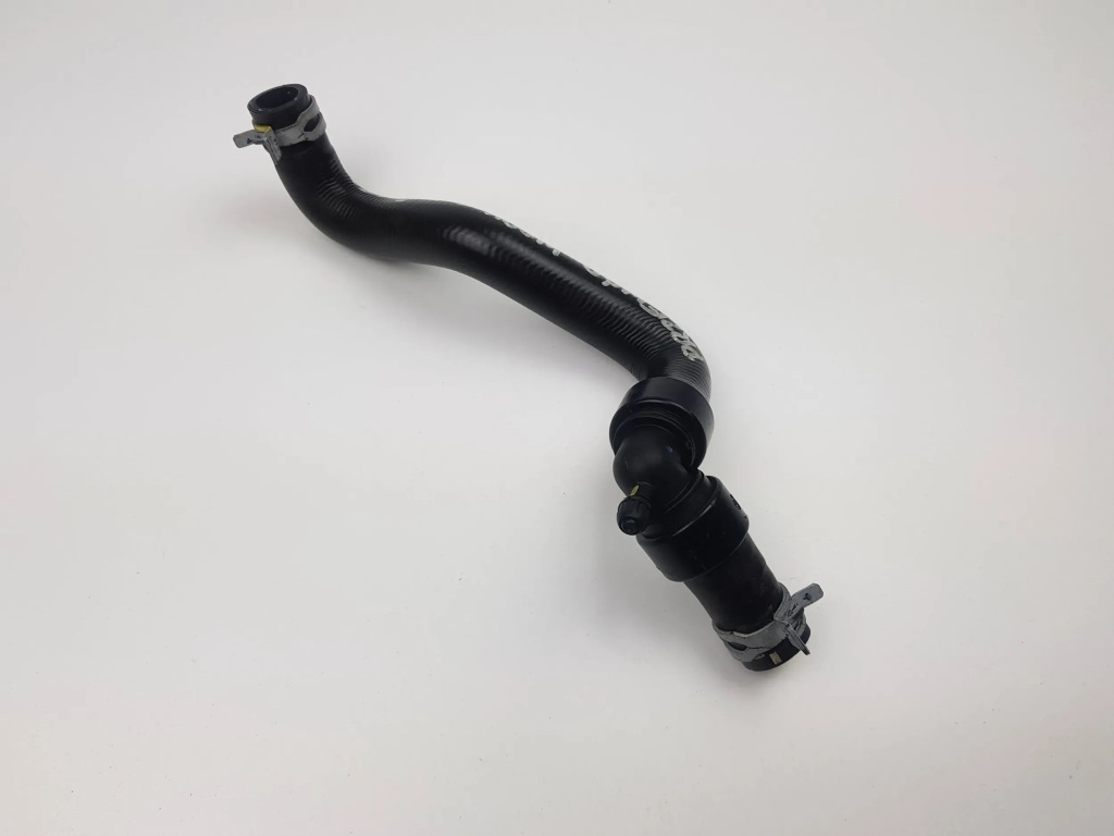 Шланг патрубок труба радіатора води renault clio iv 1.5 dci 924105644r Недорого