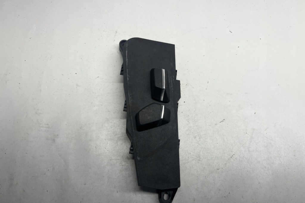 фото №7, Кнопки регулировки правого сиденье bmw 5 gran turismo f07 9163257 3.0l