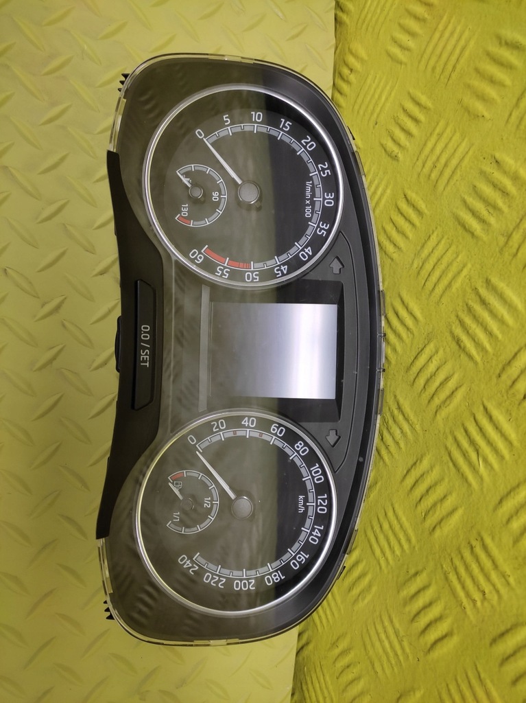 фото №1, Skoda rapid ii lift 1.6 tdi лічильник прилади 5ja920741b