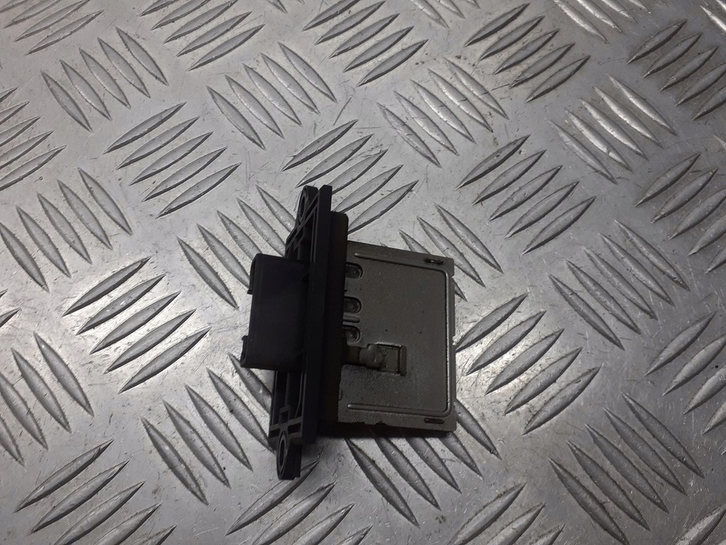 фото №1, Резистор резистор вентилятор nissan micra k12