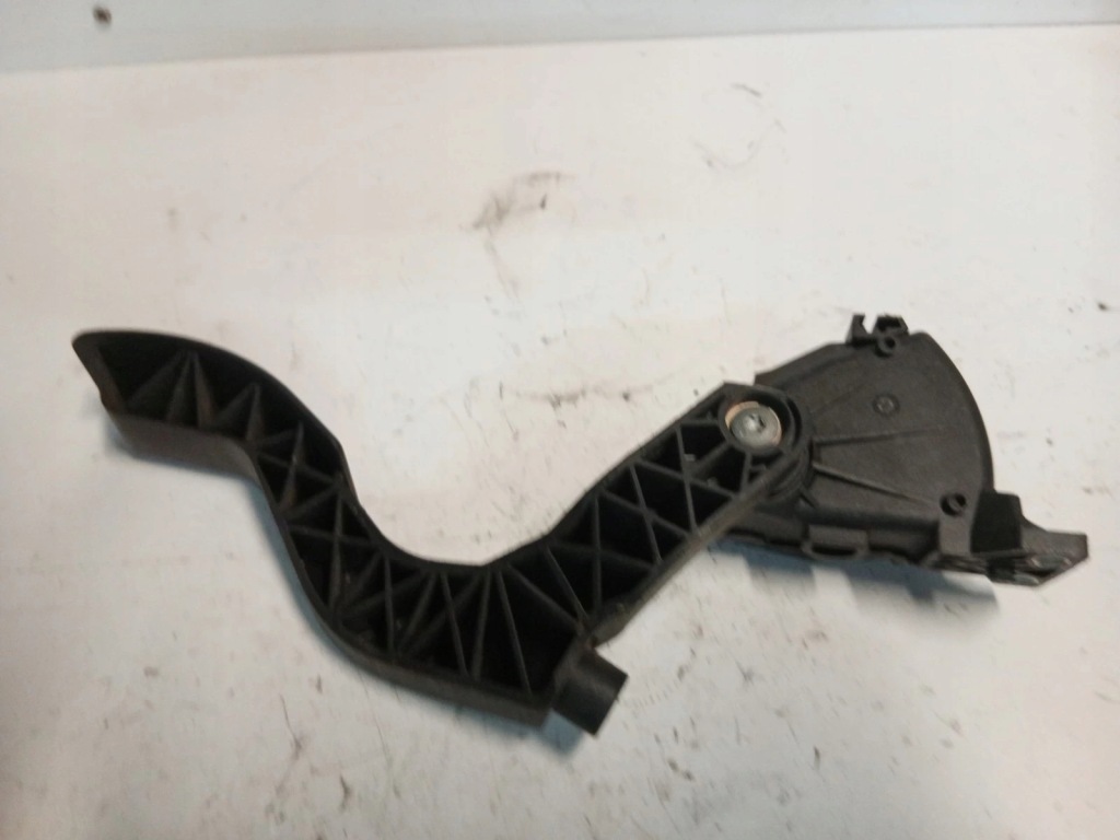 фото №1, Audi a6 c5 потенціометр газу 8d1721523f