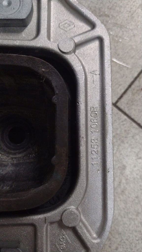 фото №7, Подушка коробки arkana renault clio v 112531060r