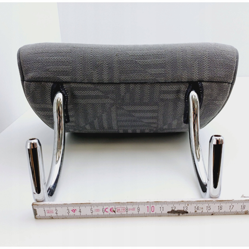 фото №10, Подголовник сиденье задняя mercedes e w124 nr158