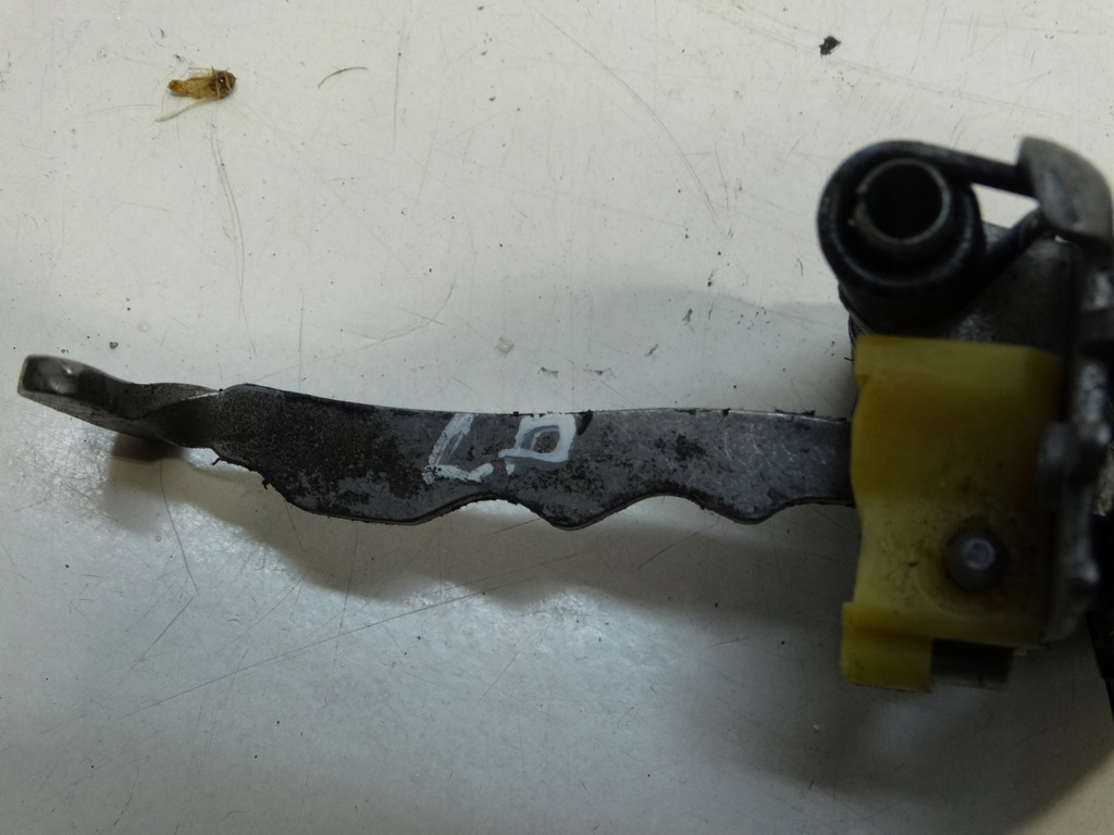 фото №3, Ограничитель дверь левый перед renault laguna iii