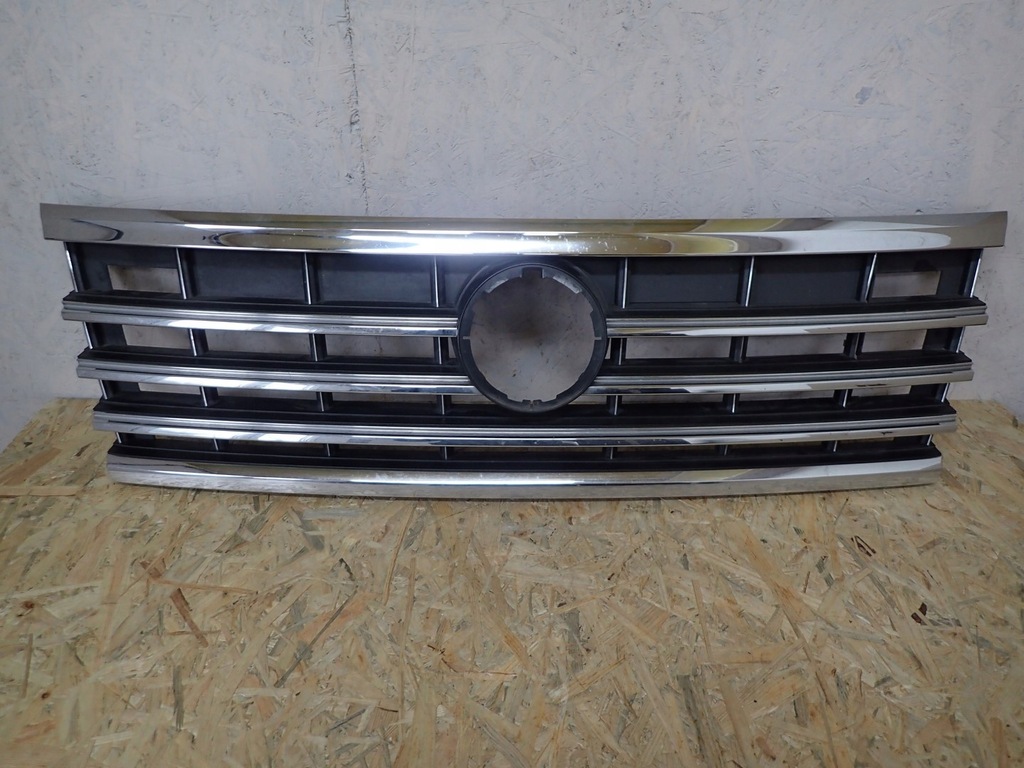 фото №1, Решётка радиатора решётка радиатора решётка радиатора vw volkswagen touareg 3 iii 760