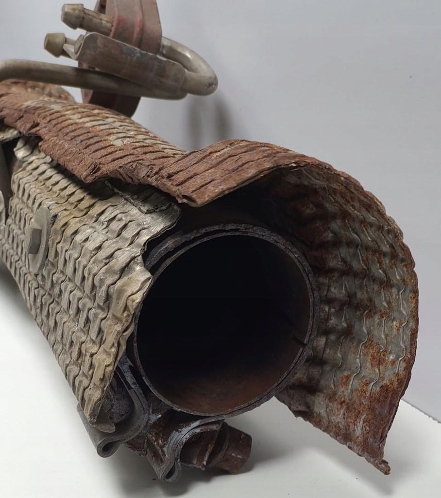 фото №2, Труба выхлопная правая aston martin rapide 6.0 v12