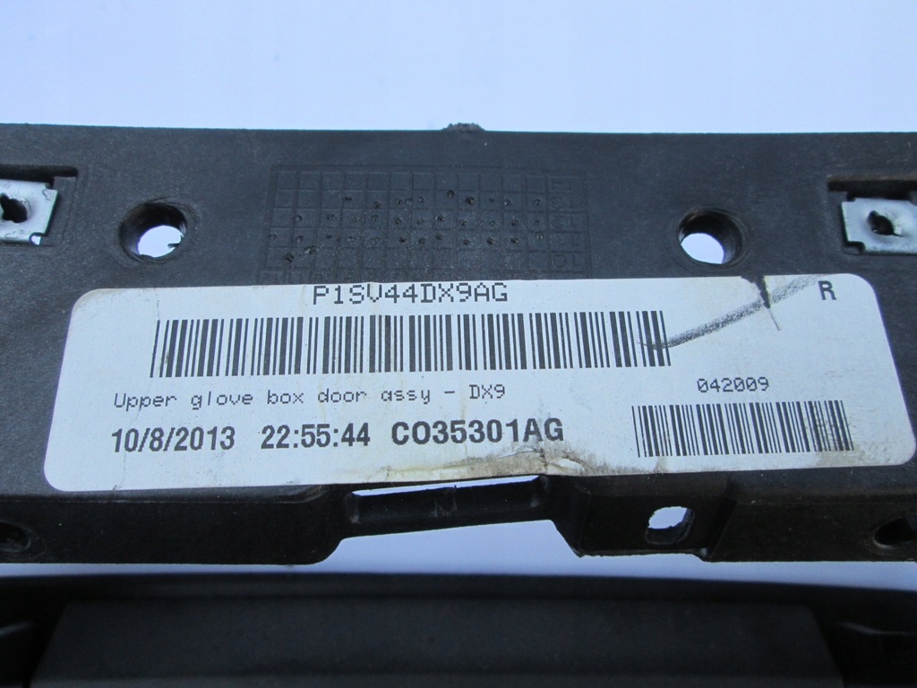 фото №11, Chrysler town country 11- бардачок пассажира w панель