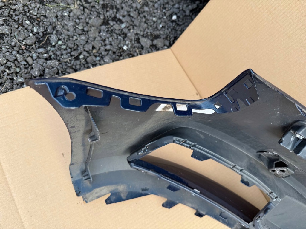 Бампер решётка радиатора audi a3 8v lift 2016 оригинал хороший состояние Киев