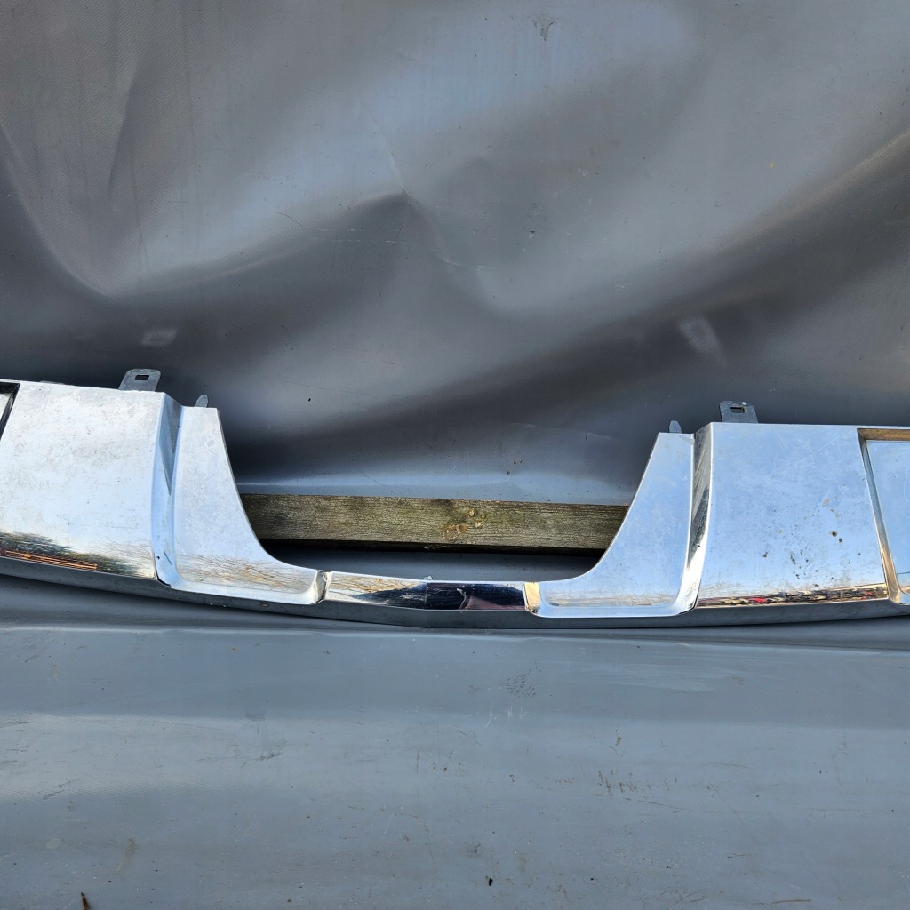 Хром дифузор накладка бампера задній mercedes gl w166 a1668806940 Зі Шроту