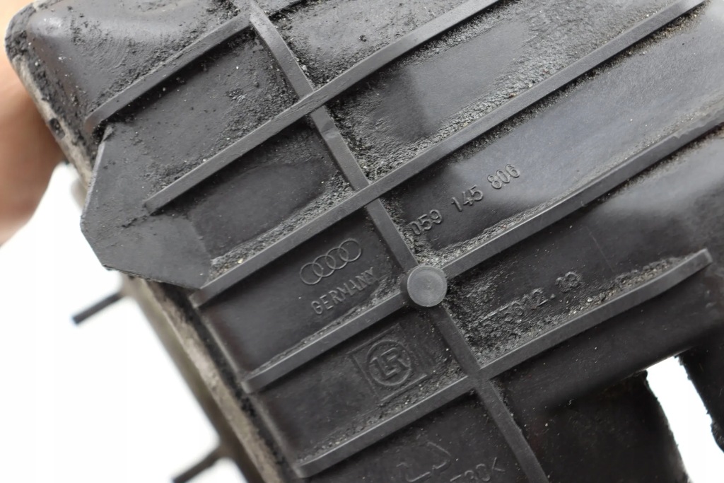 Skoda superb 1 vw passat b5 радиатор интеркулер правый 2.5 tdi 059145806 в Украине