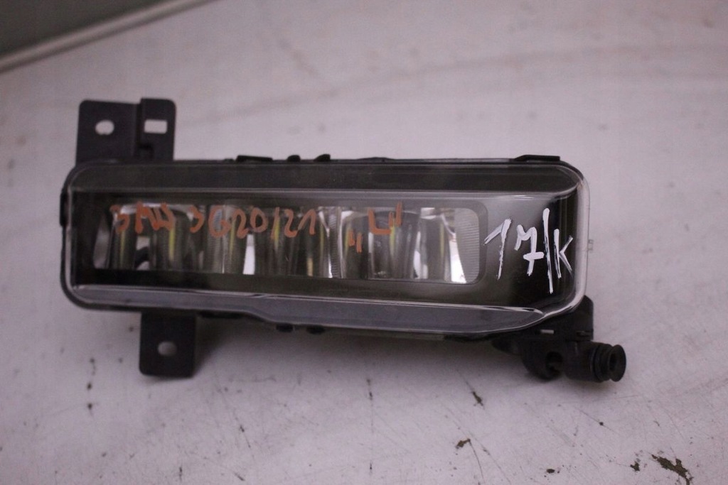фото №1, Противотуманная фара левый led bmw g20 g21