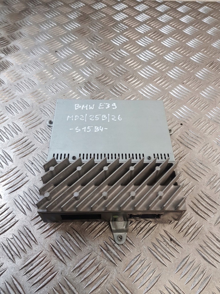 Купити Підсилювач антенний bmw оригінальний номер 8362444