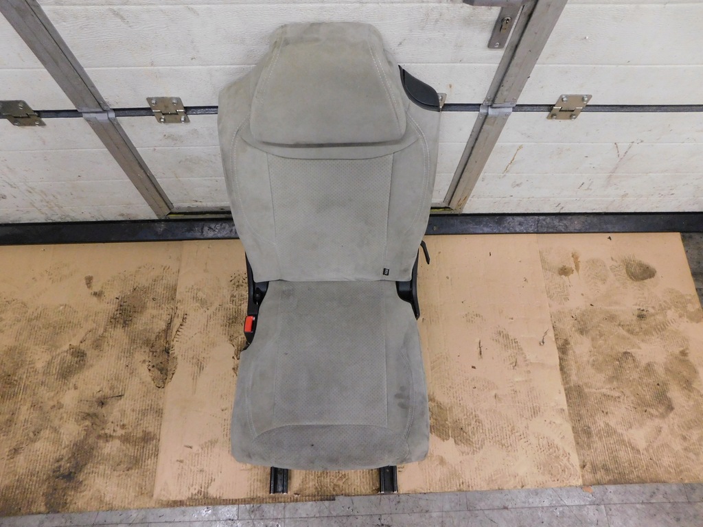 фото №1, Citroen c4 grand picasso 2.0 сиденье задняя левый