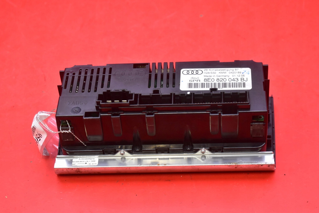 фото №6, Панель управление обдув кондиционер 8e0820043bj audi a4 b7 04-08