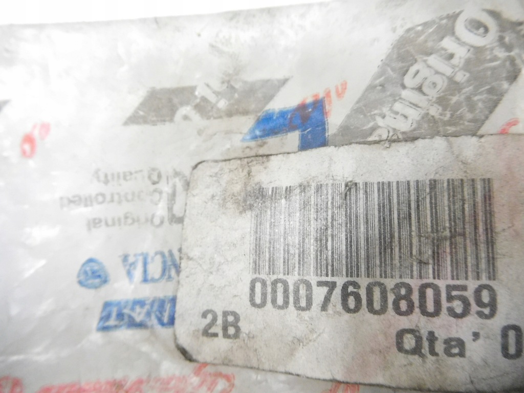 фото №6, Гайка підвіска задня fiat multipla оригінальний номер 7608059